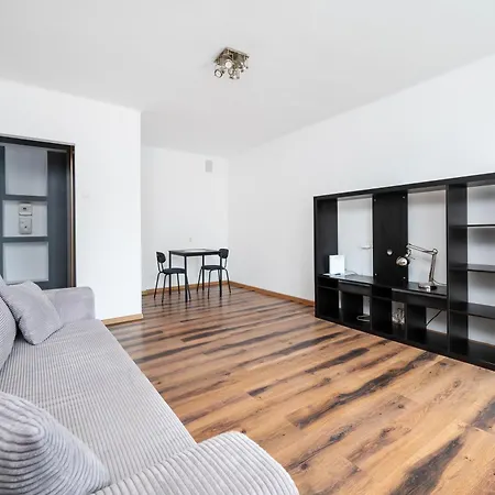 Atlas Arena Homely By Bookinghost Apartman